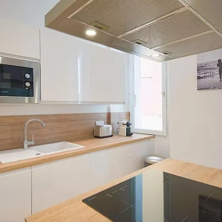 Spacious T2 Near The Halles And The Harbour Toulon Exterior photo
