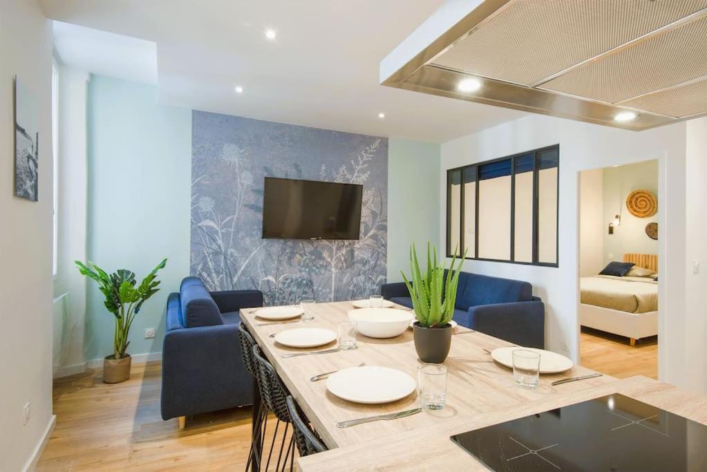 Spacious T2 Near The Halles And The Harbour *